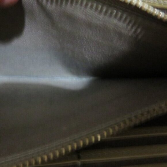 Burberry RARE Blue Label Pattern Patent Leather Zip Around Long Wallet Vintage - Picture 5 of 12